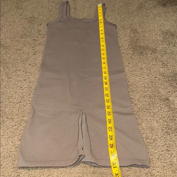 SPANX taupe ribbed bodysuit - Picture 3 of 6